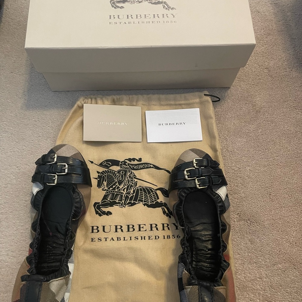 Burberry Black and Plaid Flats